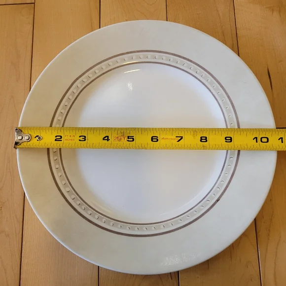 4 Corelle Pewter Pattern Dinner Plates - Picture 2 of 2